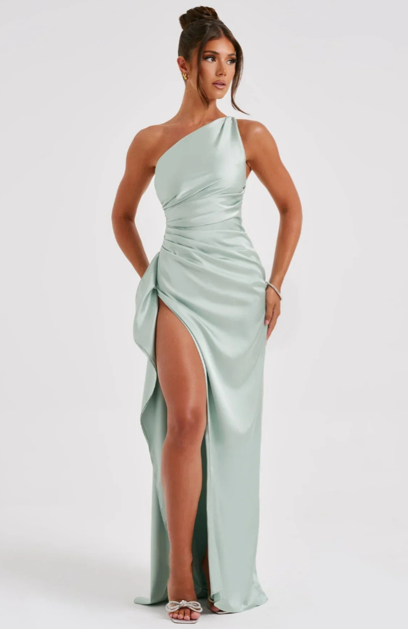 Eva | Geplooide Satijnen Dames Splitjurk met één schouder | Elegante Jurk Modehuis-Nederland