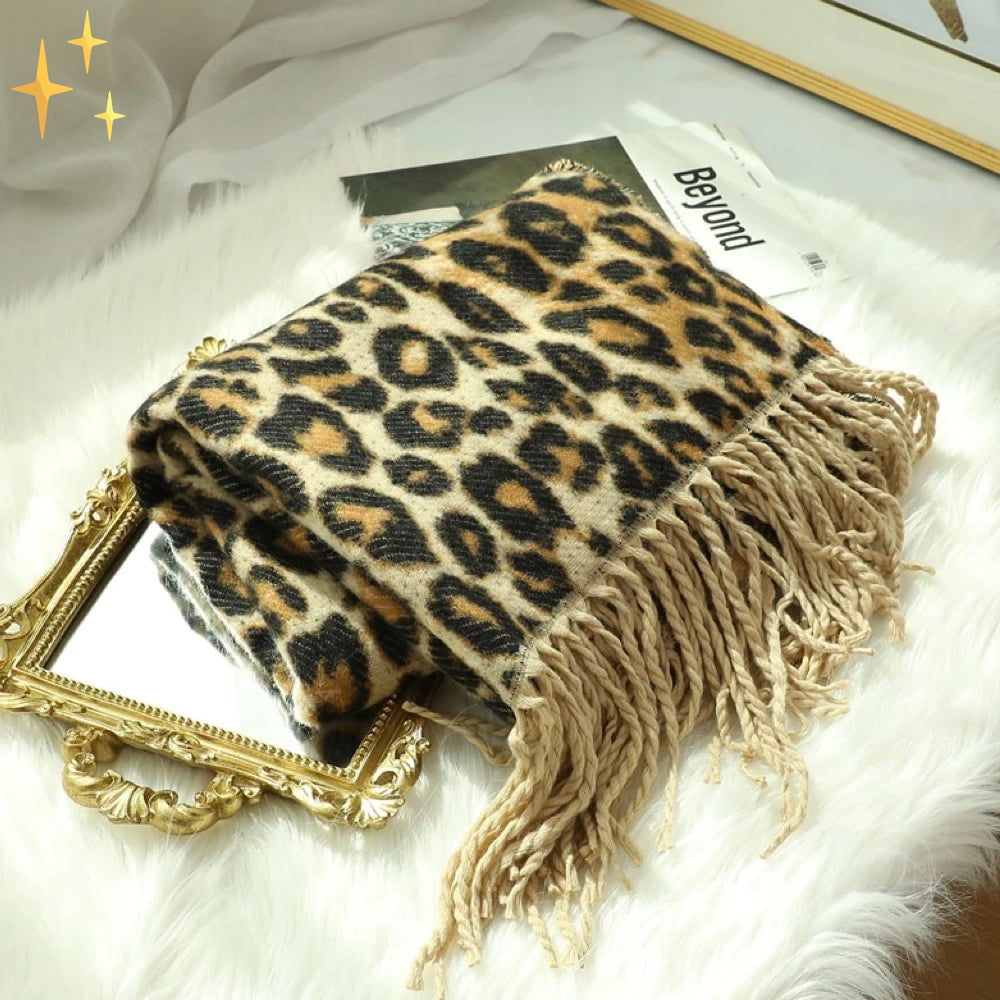 Megan Wollen Warme en Zachte Grote XL Sjaal met Leopard Print en Touwtjes Modehuis-Nederland
