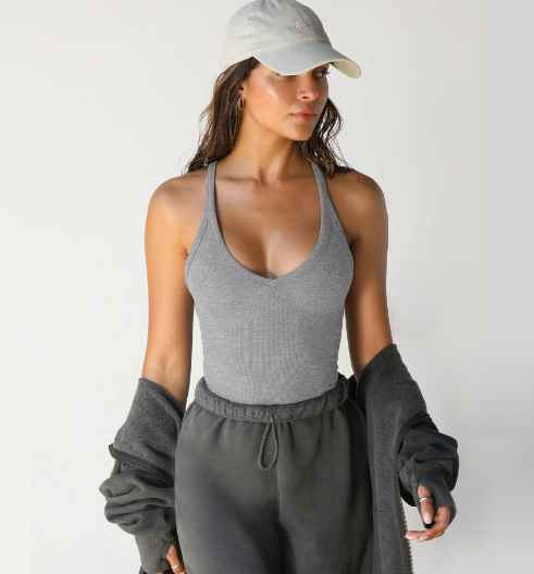 Top dames wit halter met V-hals – Gina Modehuis-Nederland