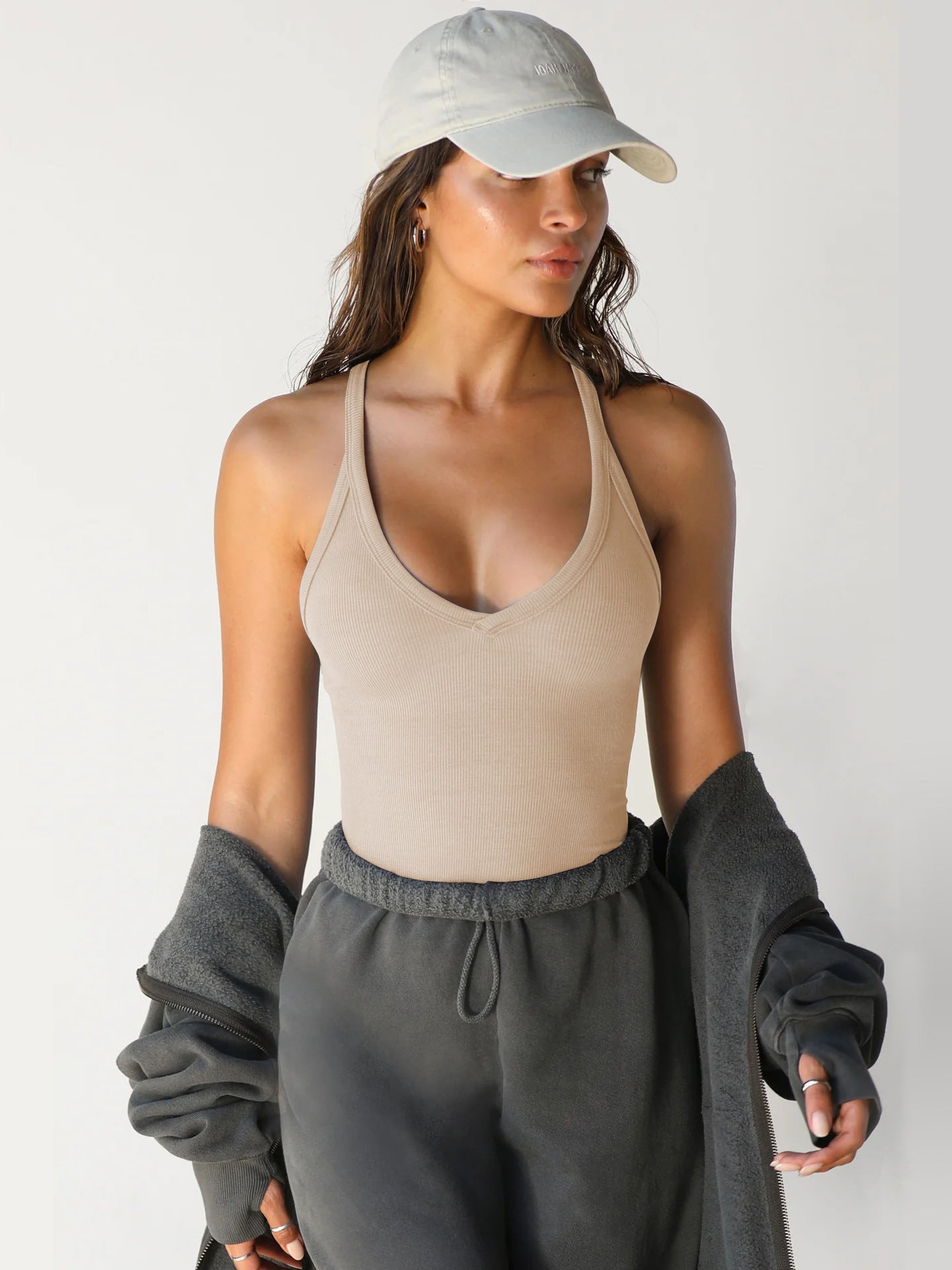Top dames wit halter met V-hals – Gina Modehuis-Nederland