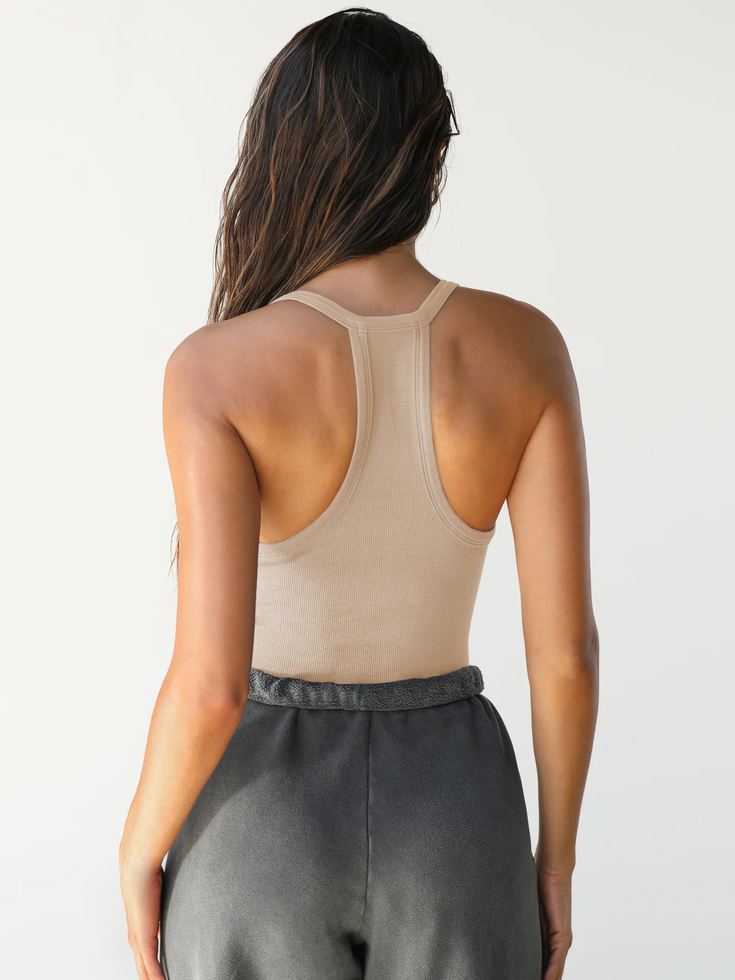 Top dames wit halter met V-hals – Gina Modehuis-Nederland