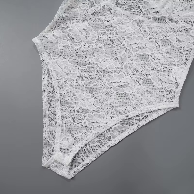 Dames avondjurk met off-shoulder halslijn en gevormde taille