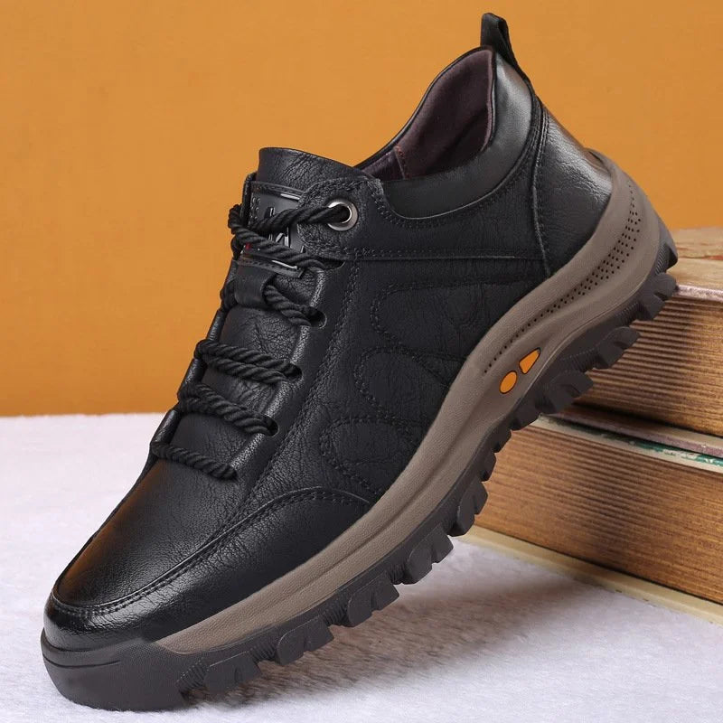 Heren wandelschoenen met stevig profiel en stabiel silhouet