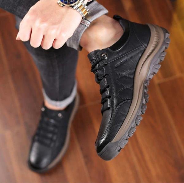 Heren wandelschoenen met stevig profiel en stabiel silhouet