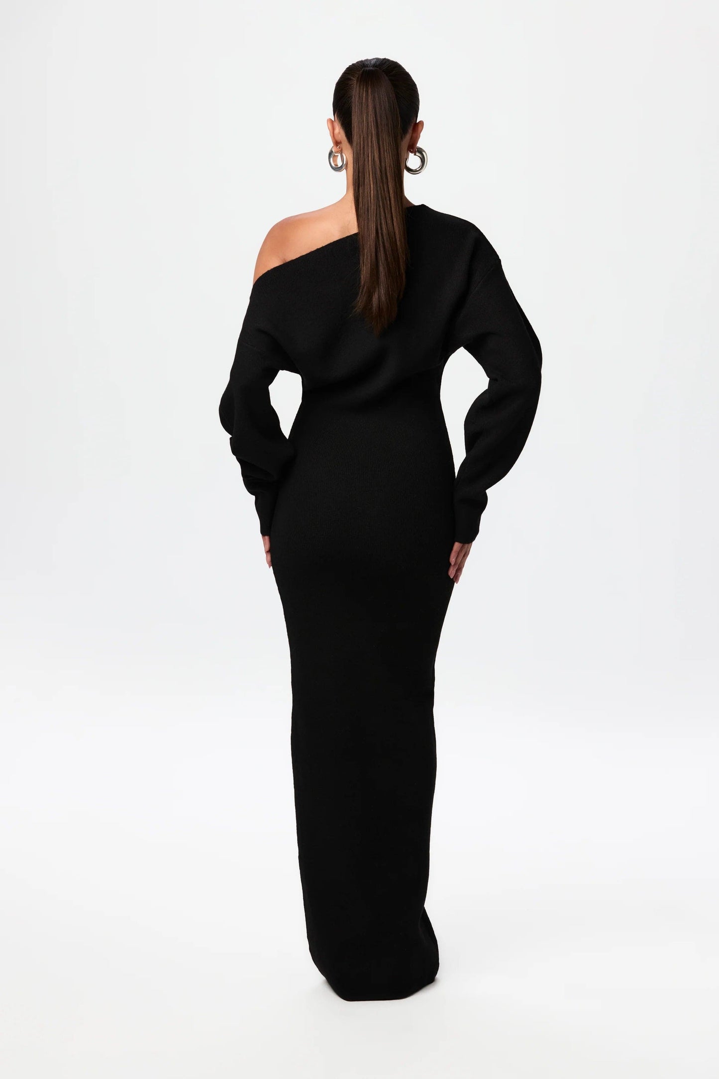 Off-shoulder gebreide maxi jurk met stretch – Elenya Modehuis-Nederland