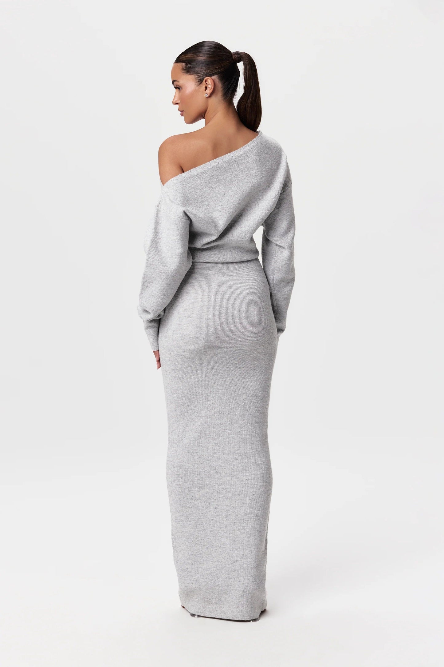 Off-shoulder gebreide maxi jurk met stretch – Elenya Modehuis-Nederland