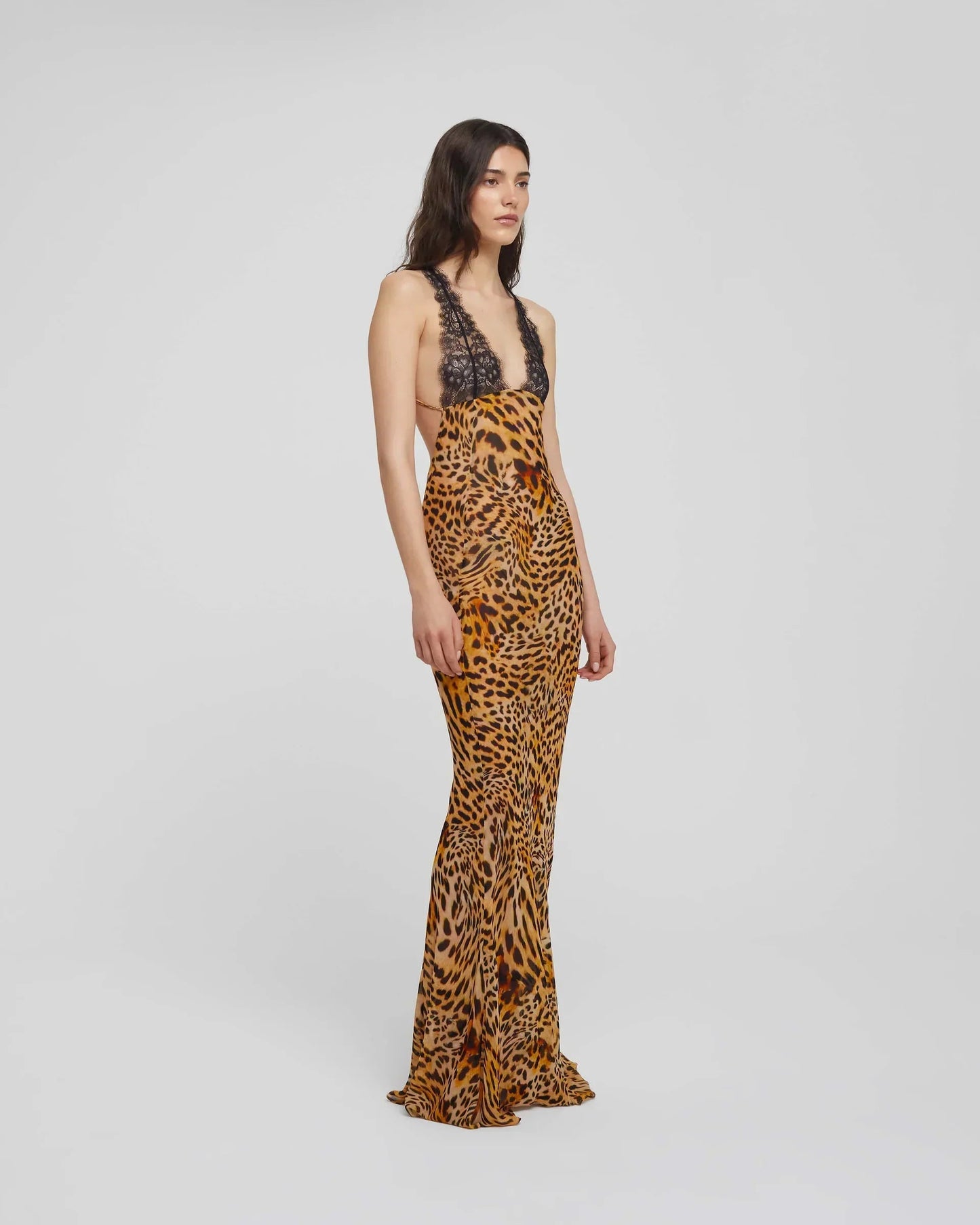 Maxi jurk met luipaardprint en kanten details β Ravella Modehuis-Nederland
