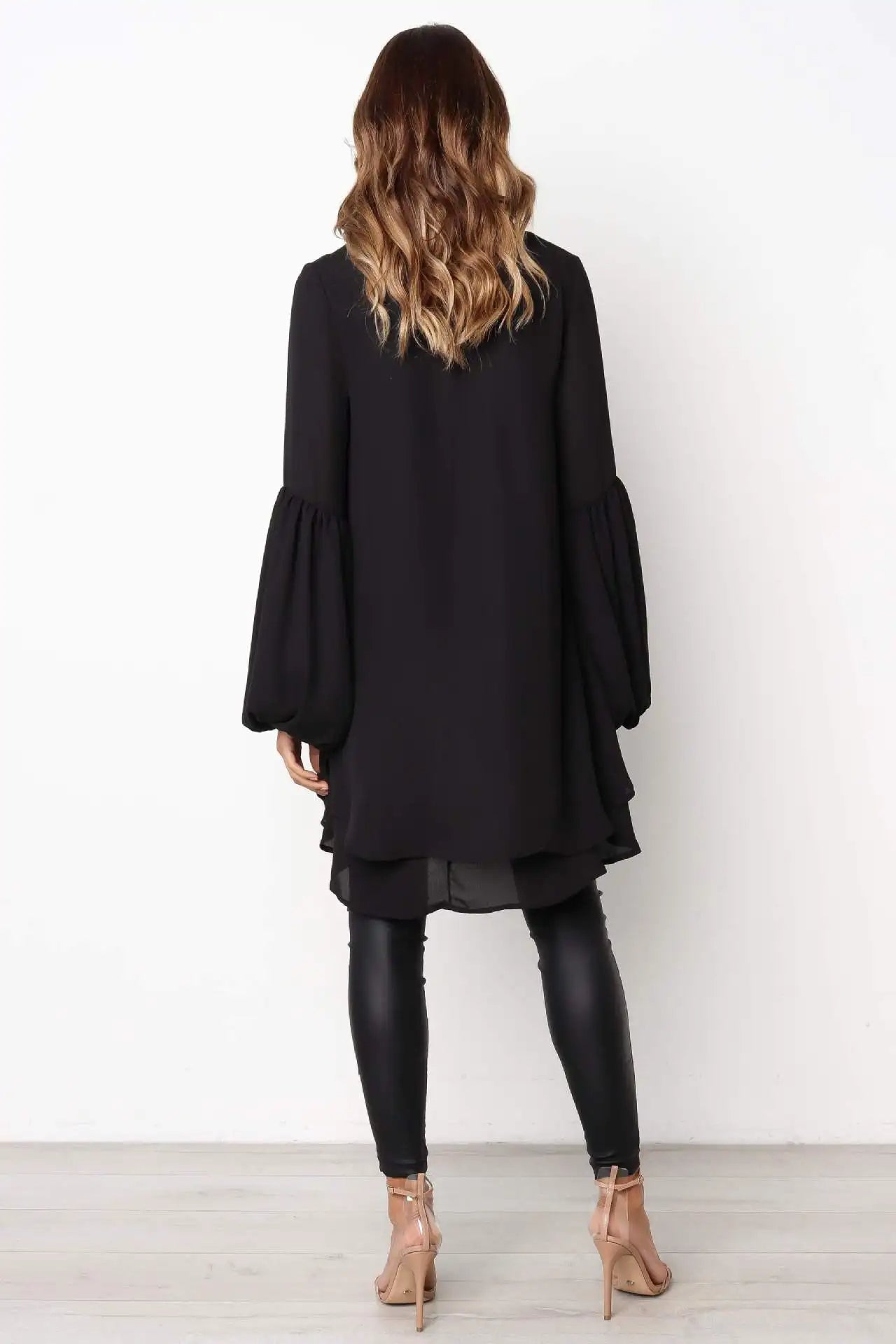 BIRDIE - Asymmetrical Lantern Sleeve Round Neck Blouse Modehuis-Nederland