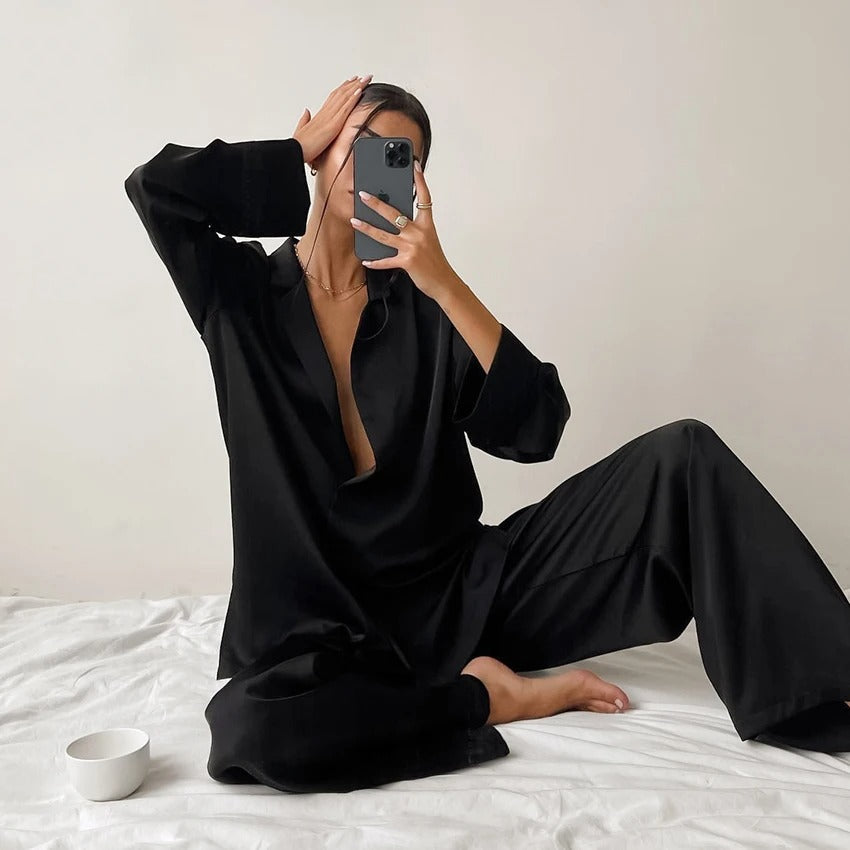 EFFEN - Silky Elegance Oversized Pajama Set Modehuis-Nederland