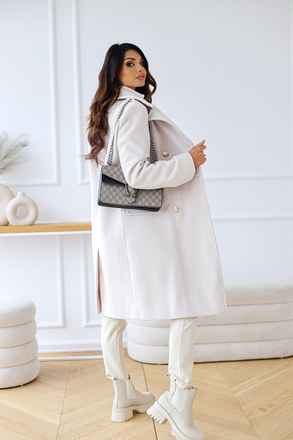 Wool-look Coat - Women's Classic Double Breasted Long Winter Coat Modehuis-Nederland