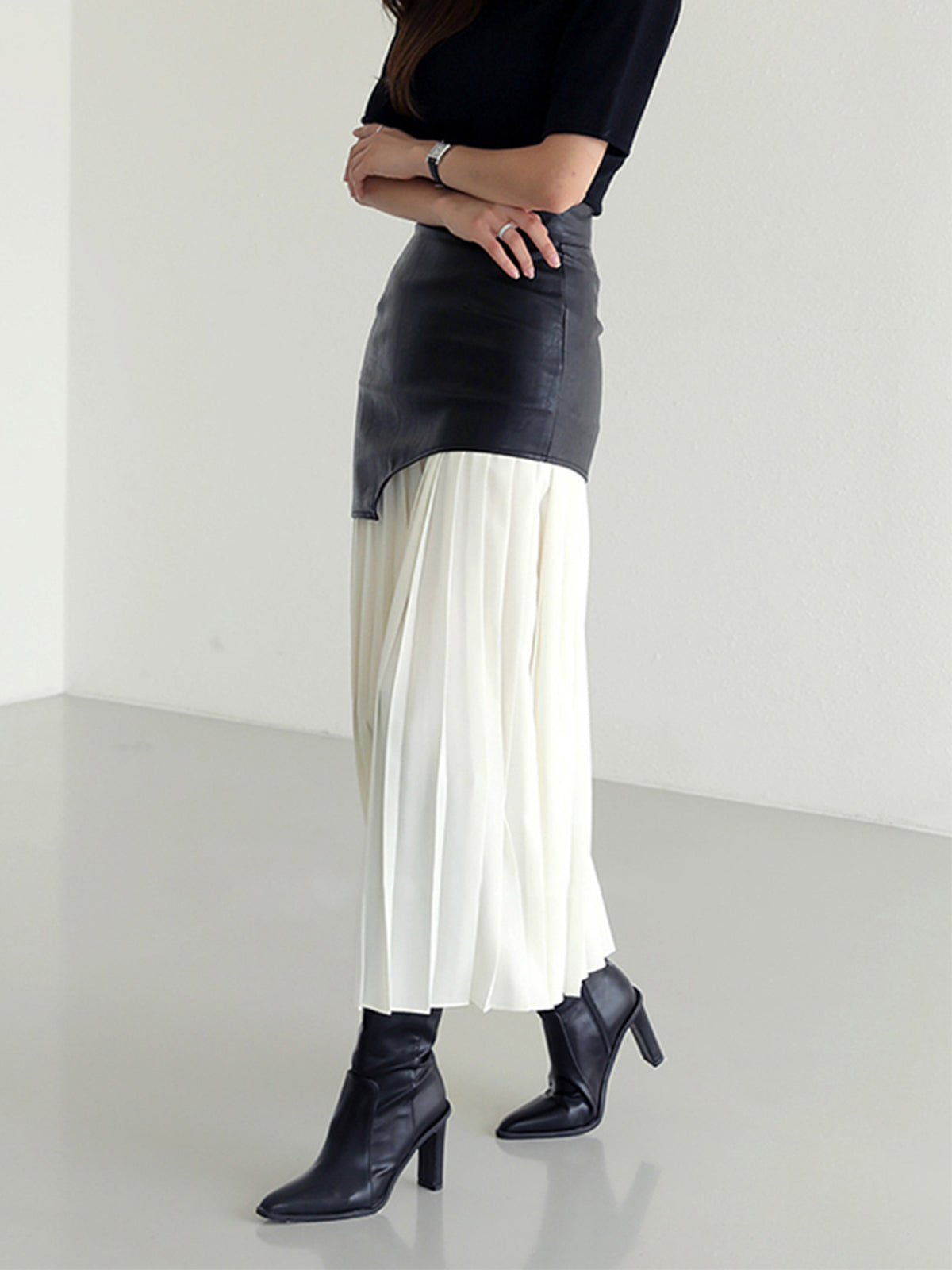 Asymmetric Patchwork Faux Leather Chiffon Pleated Midi Skirt Modehuis-Nederland