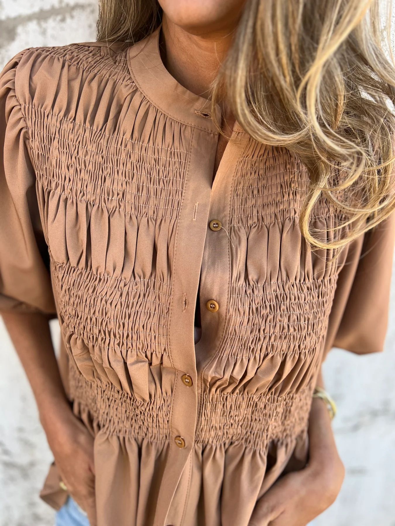 ELIZA™ - Pleated Button-Up Blouse Modehuis-Nederland
