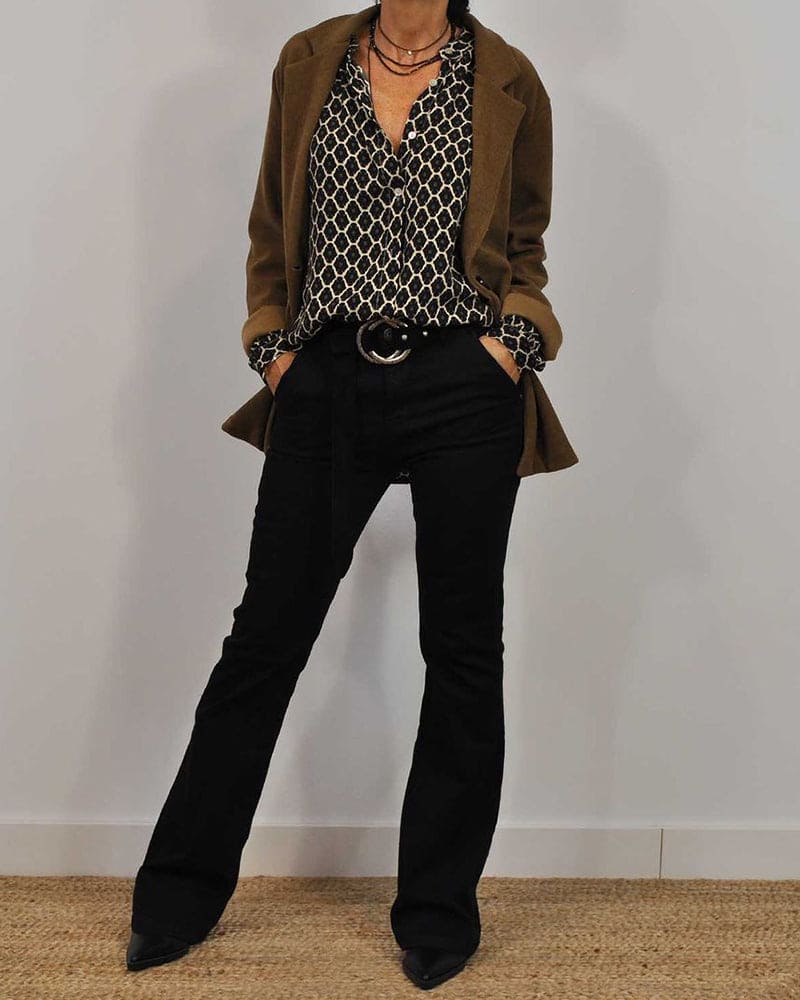 ELVIRA™ - Geometric V-Neck Blouse Modehuis-Nederland