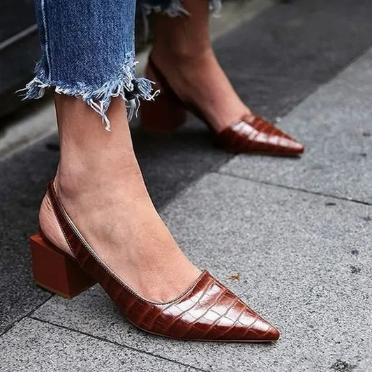 Slingbacks pumps blokhak met croco patroon - Zarrah Modehuis-Nederland