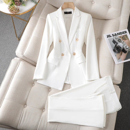 Elegant Damespak | Geïnspireerde Blazer en Pantalon & Gouden knopen Modehuis-Nederland