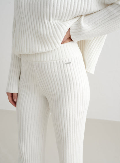 Almond White Rib Knit Pants Modehuis-Nederland