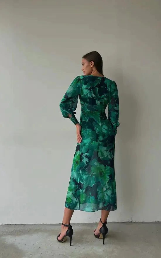 Women's Maxi Dress - Elegant Long Sleeve - Flowy Pleated Design - V-Neck Formal Wear Modehuis-Nederland