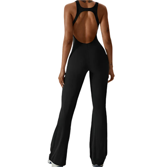 Dames sportjumpsuit met open rug en liftend silhouet