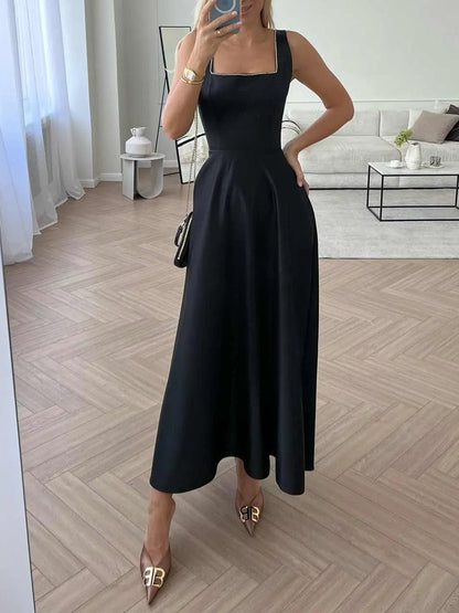 Dames cocktailjurk met versierd lijfje en midilengte