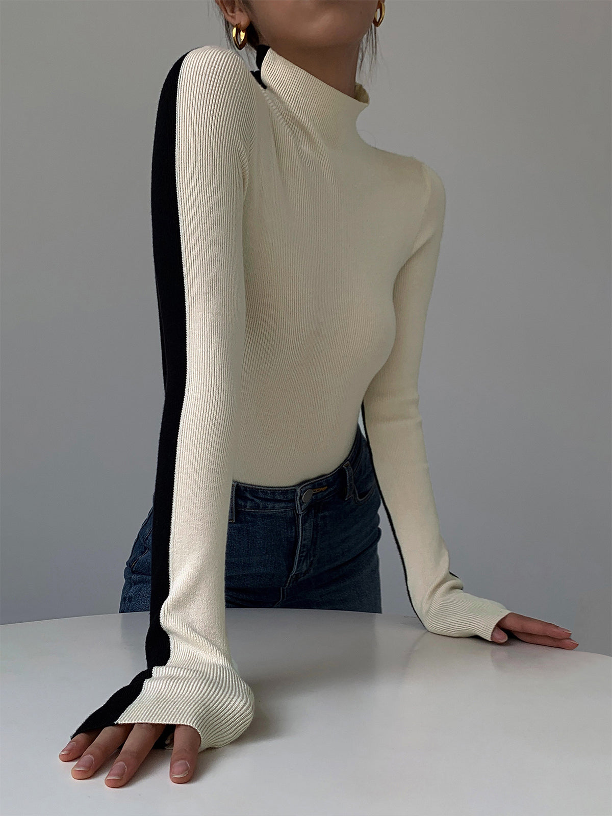 Two Tone Double Sided Long Sleeve Knit Top Modehuis-Nederland