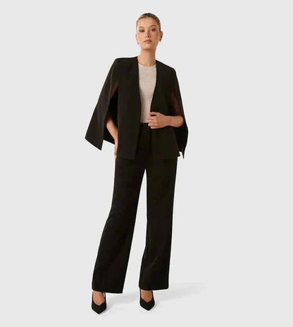 Claire – Eleganter Damen Cape Blazer mit fließendem Schnitt & Ärmelschlitz Modehuis-Nederland
